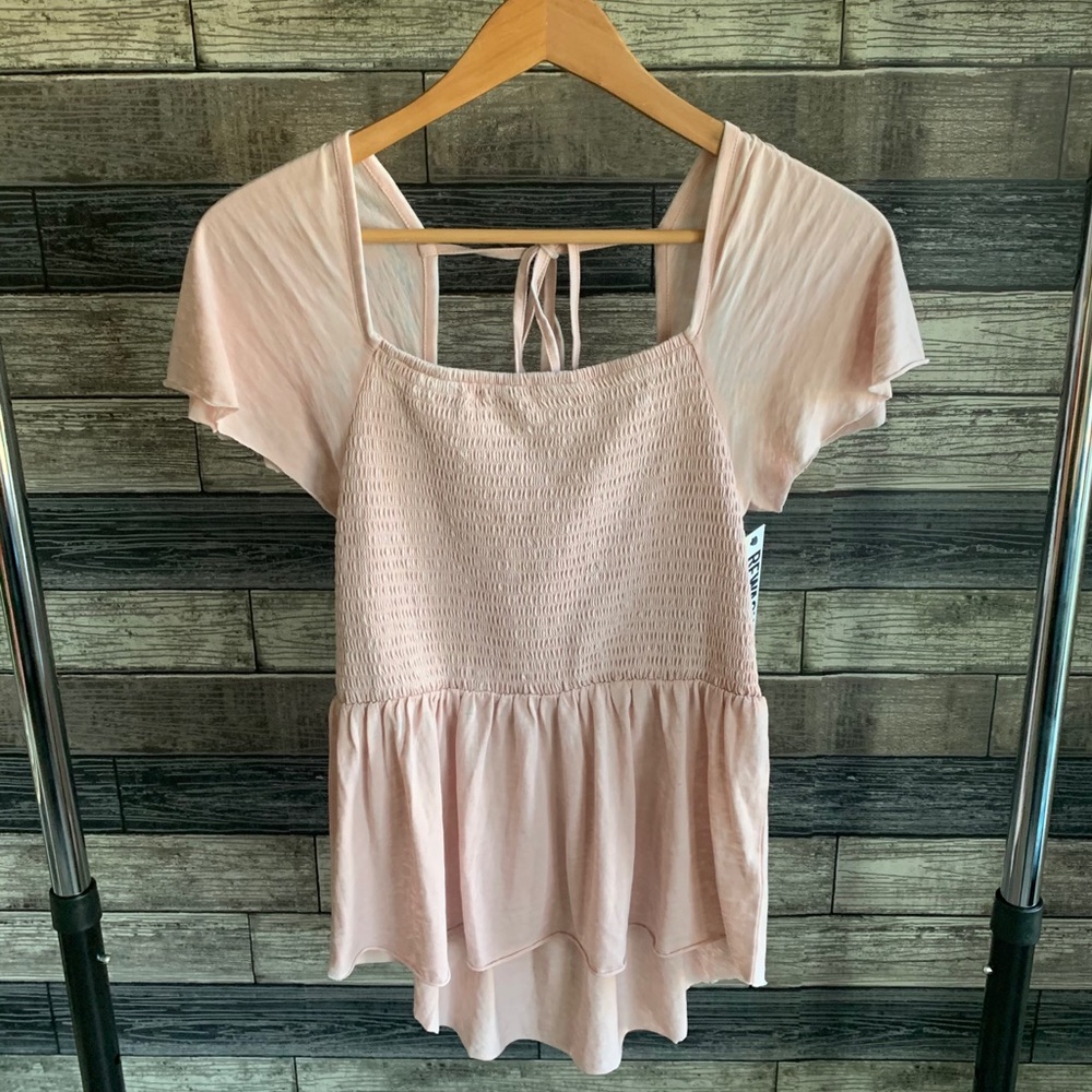 🌻NWT! Square Neck Smocked Blouse